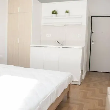 Eclectic Design #01 In Aristotelous