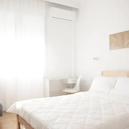 Eclectic Design #01 In Aristotelous Appartement *