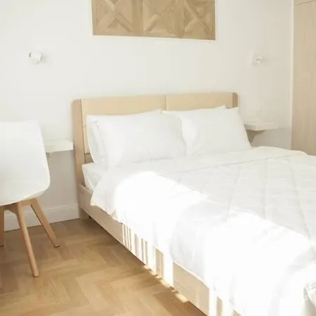 Eclectic Design #01 In Aristotelous